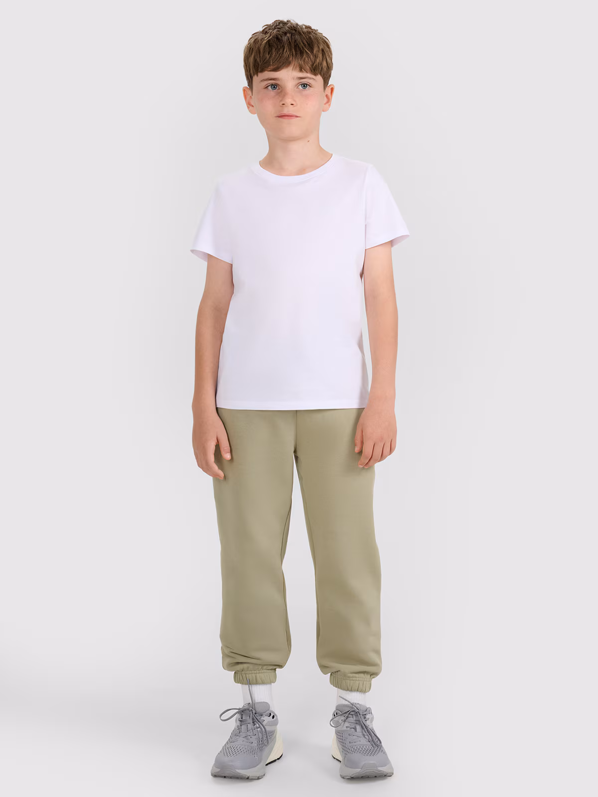 T-shirt gładki chłopięcy - czarny