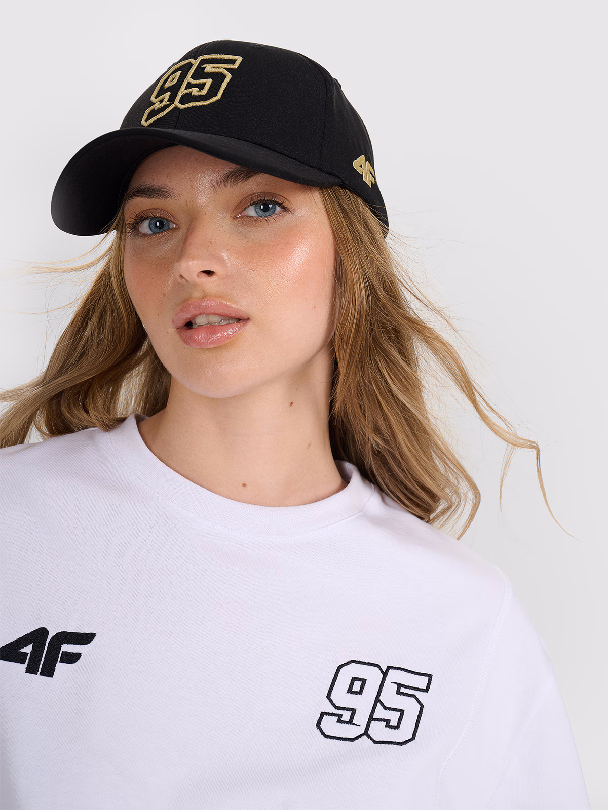 Czapka z daszkiem uniseks 4F x Bartosz Zmarzlik - czarna