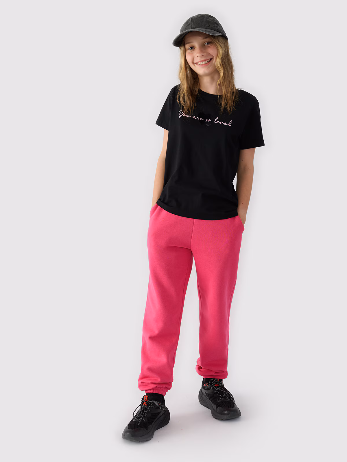 T-shirt z nadrukiem dziewczęcy - czarny