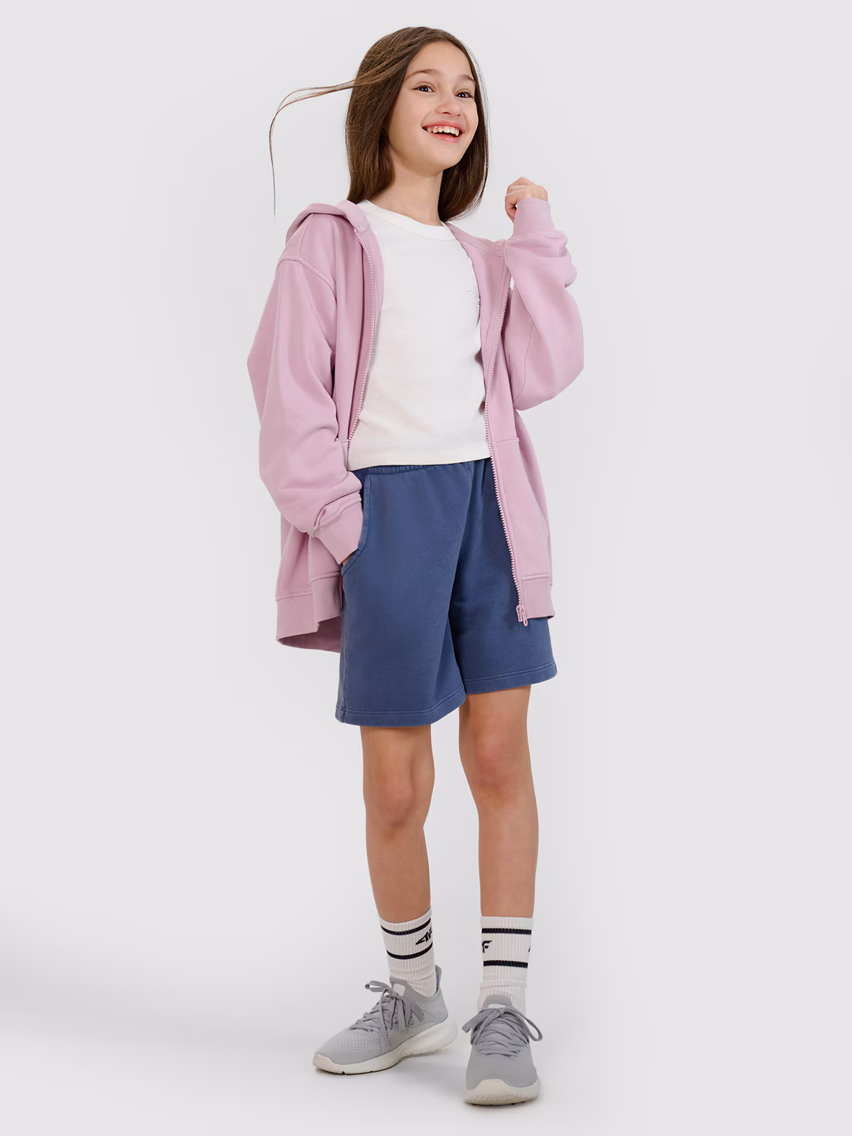 Spodenki dresowe dziewczęce - granatowe