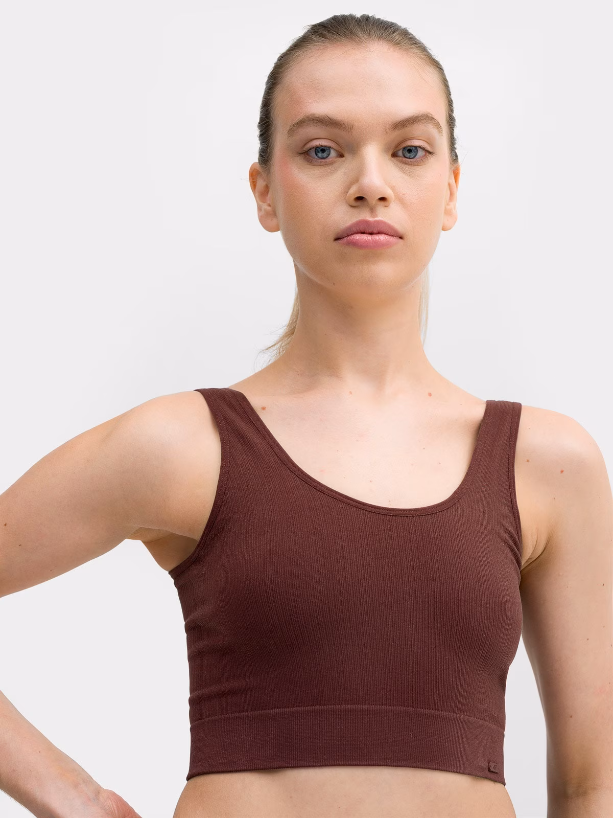 Crop-top z prążkowanej dzianiny damski