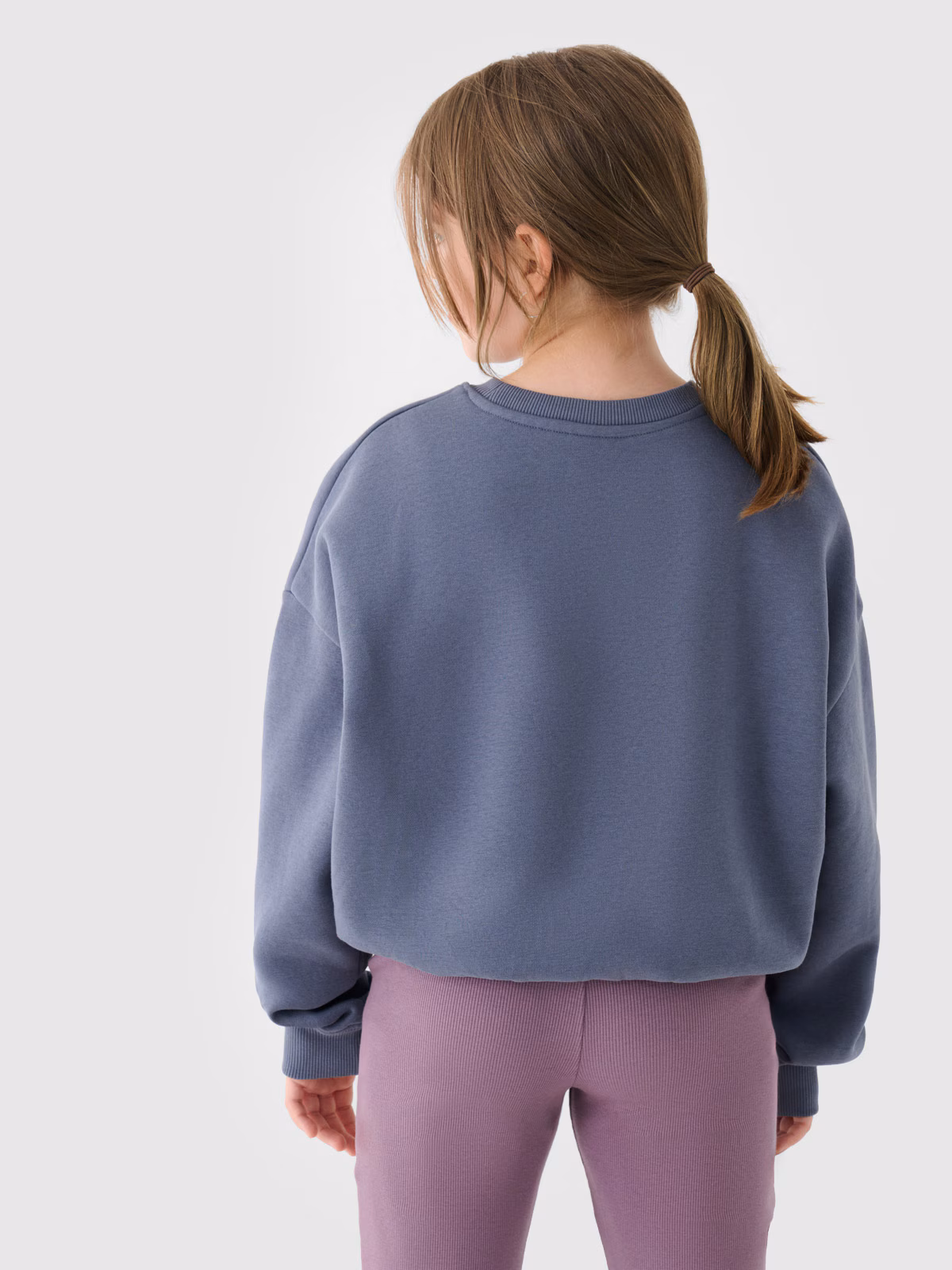 Bluza dresowa nierozpinana bez kaptura dziewczęca - niebieska