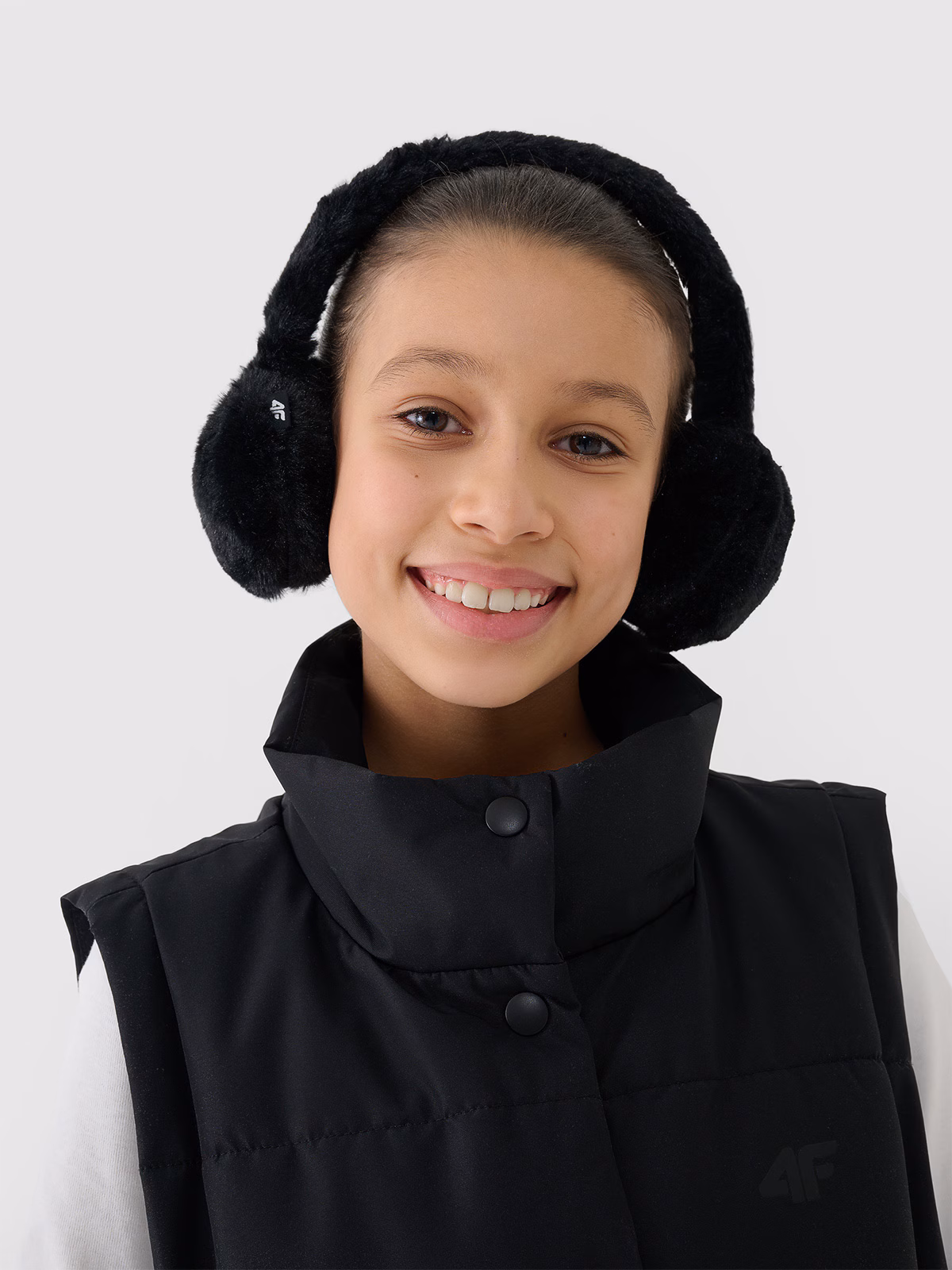 Bezrękawnik puchowy z wypełnieniem syntetycznym dziewczęcy - czarny