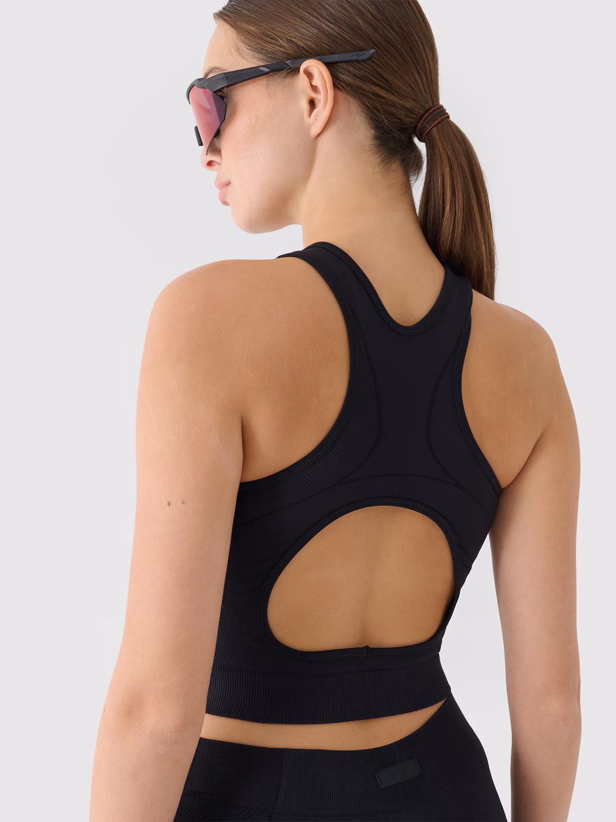 Crop top treningowy slim szybkoschnący damski - czarny