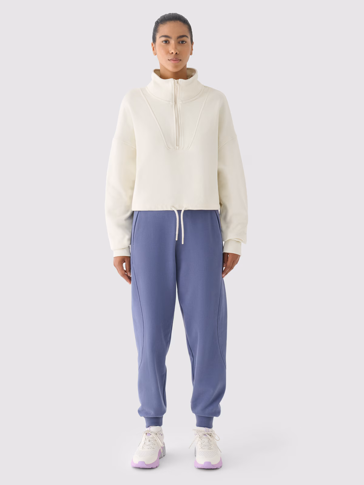 Bluza dresowa bez kaptura damska 4F x Anna Lewandowska - fioletowa