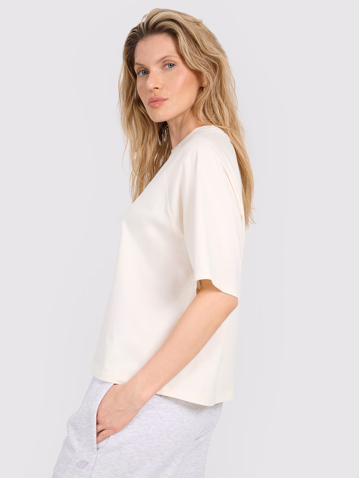 T-shirt oversize gładki damski - czarny