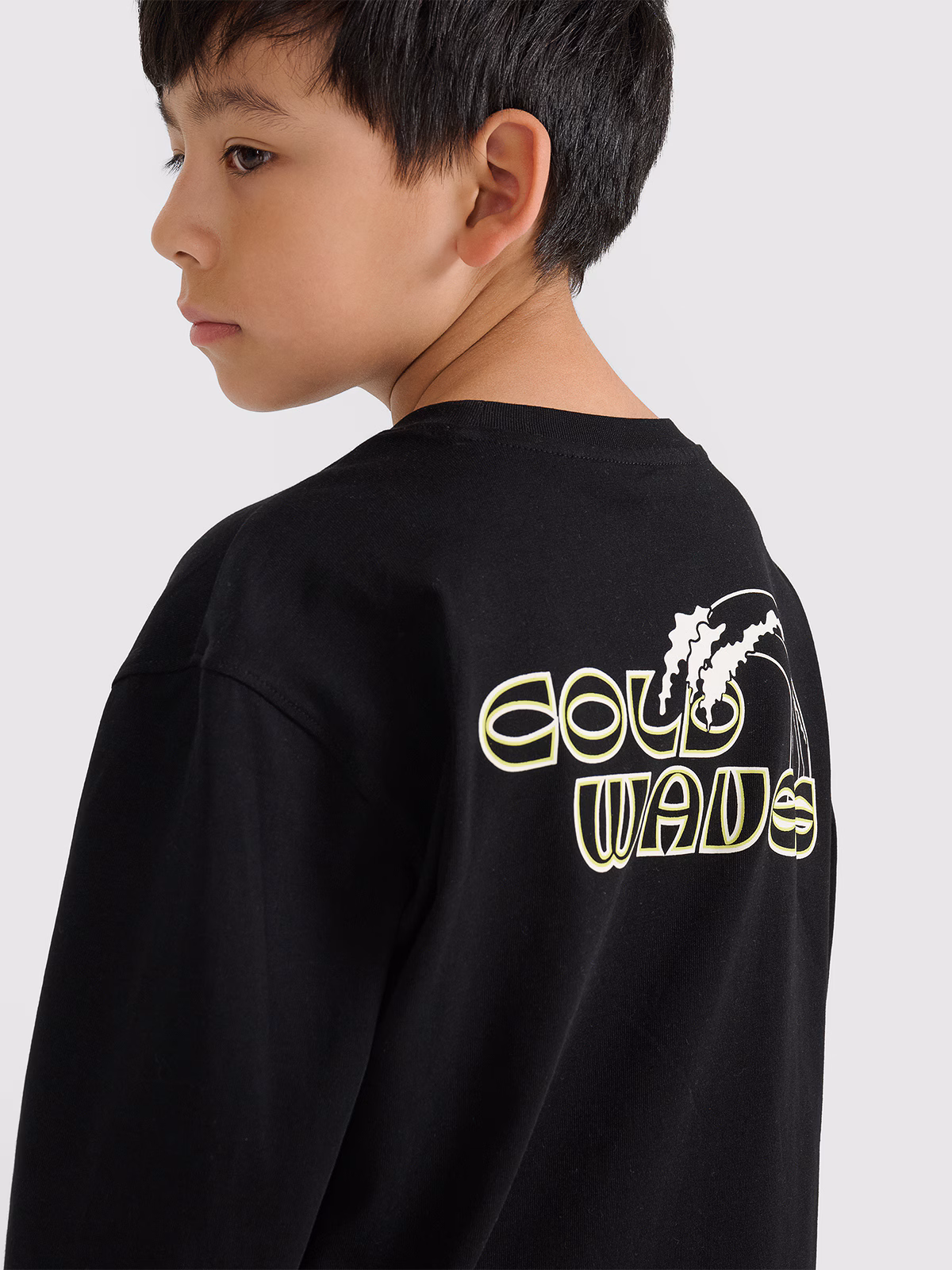 Longsleeve oversize z nadrukiem chłopięcy - biały