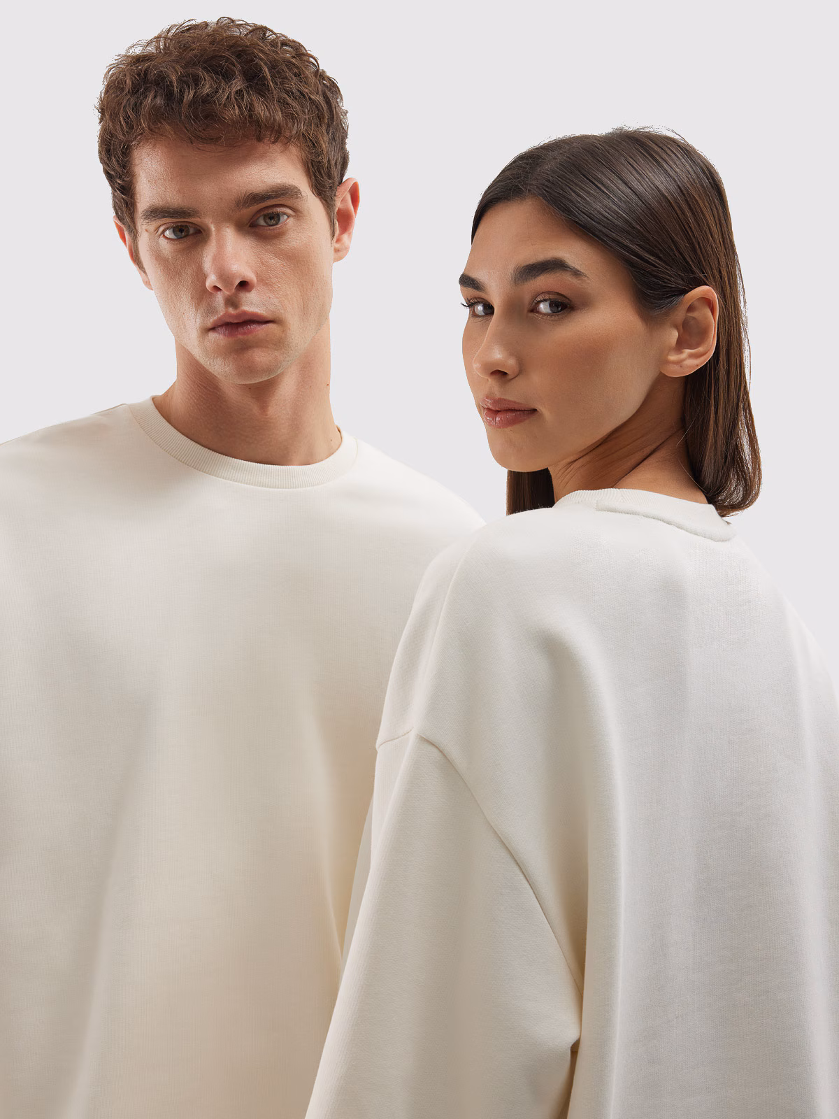 Bluza dresowa nierozpinana bez kaptura uniseks - biała