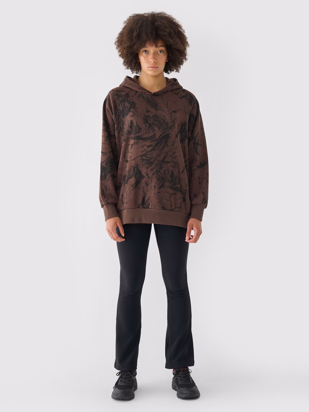 Bluza dresowa oversize nierozpinana z kapturem damska - multikolor