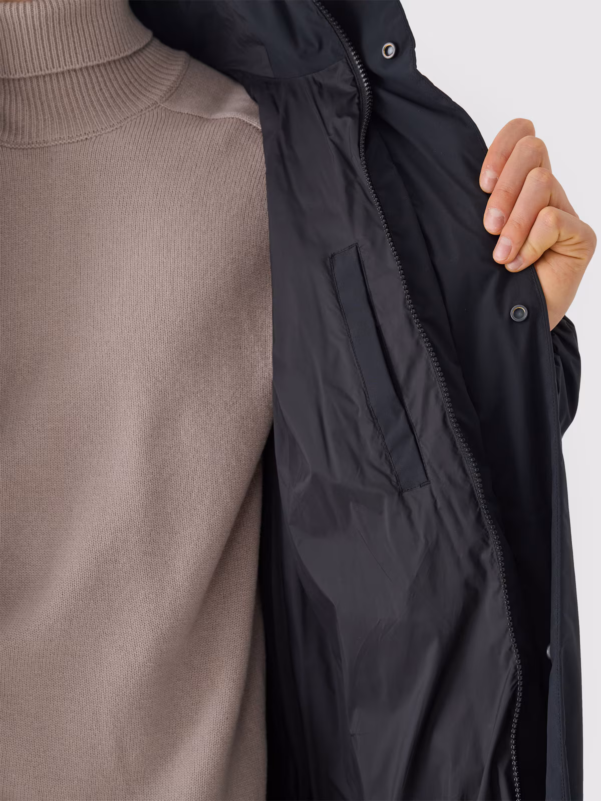 Płaszcz pikowany puchowy z wypełnieniem syntetycznym męski Outhorn - beżowy