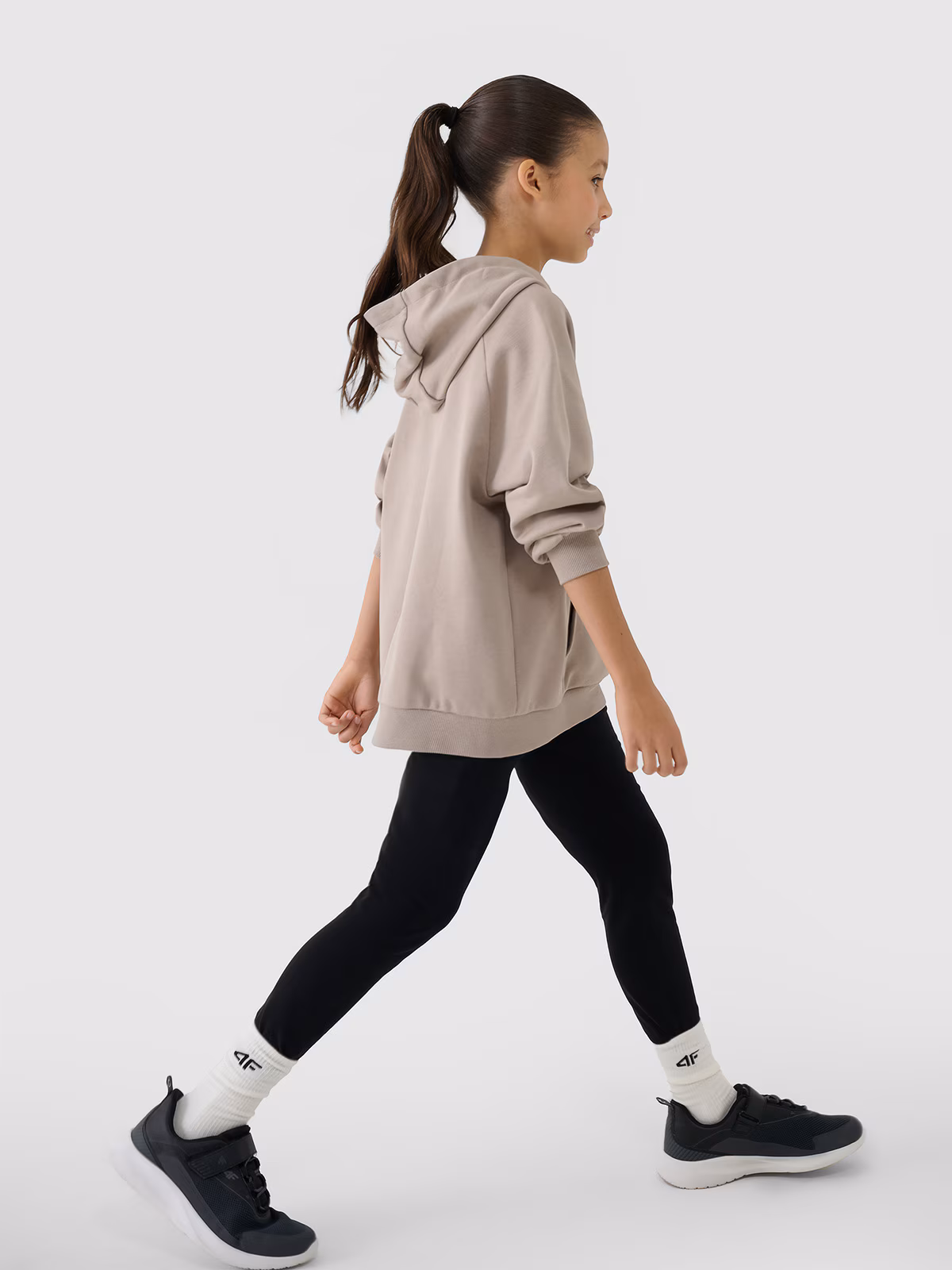 Bluza dresowa nierozpinana z kapturem dziewczęca - miętowa