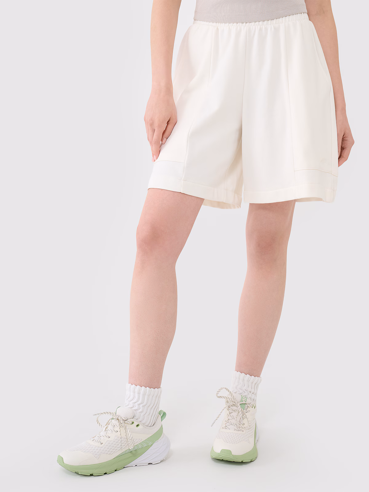 Spodenki dresowe damskie - czarne