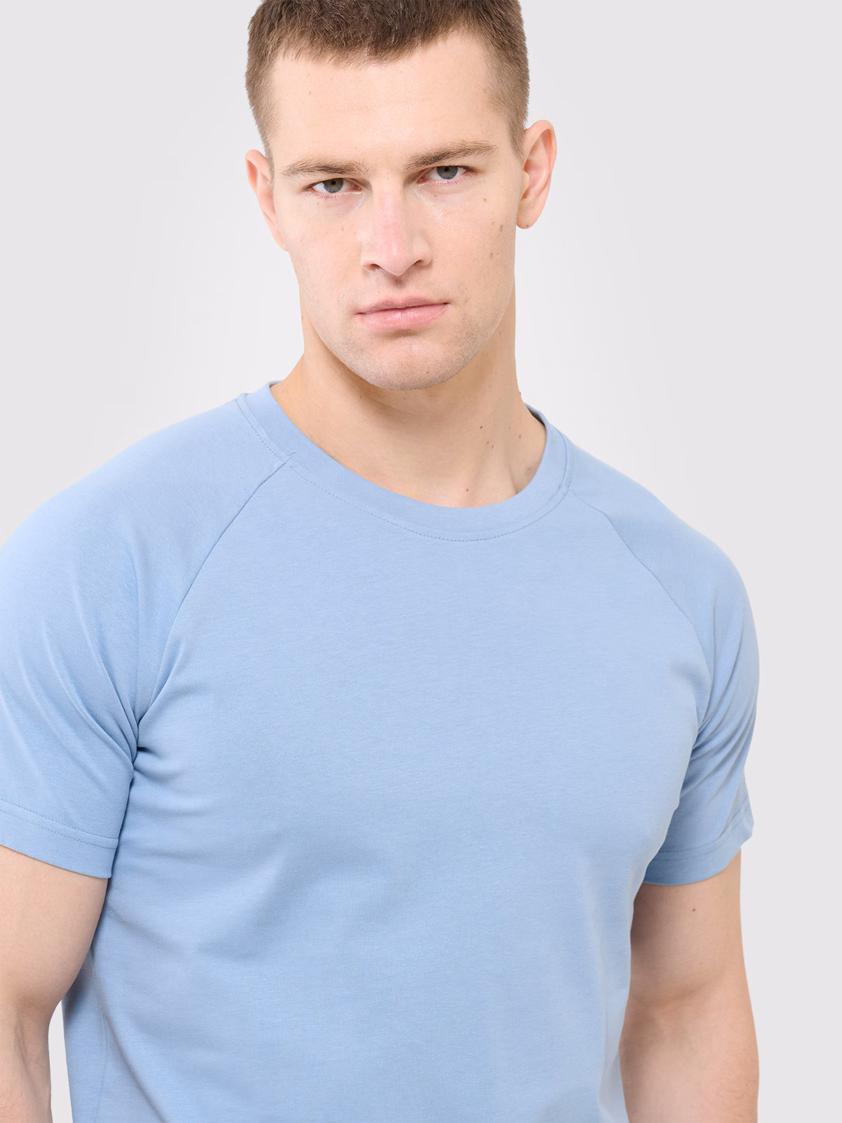 T-shirt regular męski Outhorn - beżowy