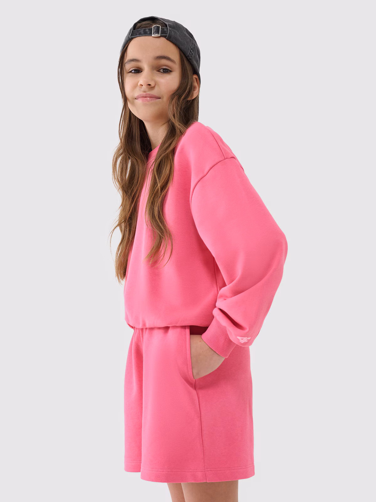 Bluza dresowa nierozpinana bez kaptura dziewczęca - beżowa