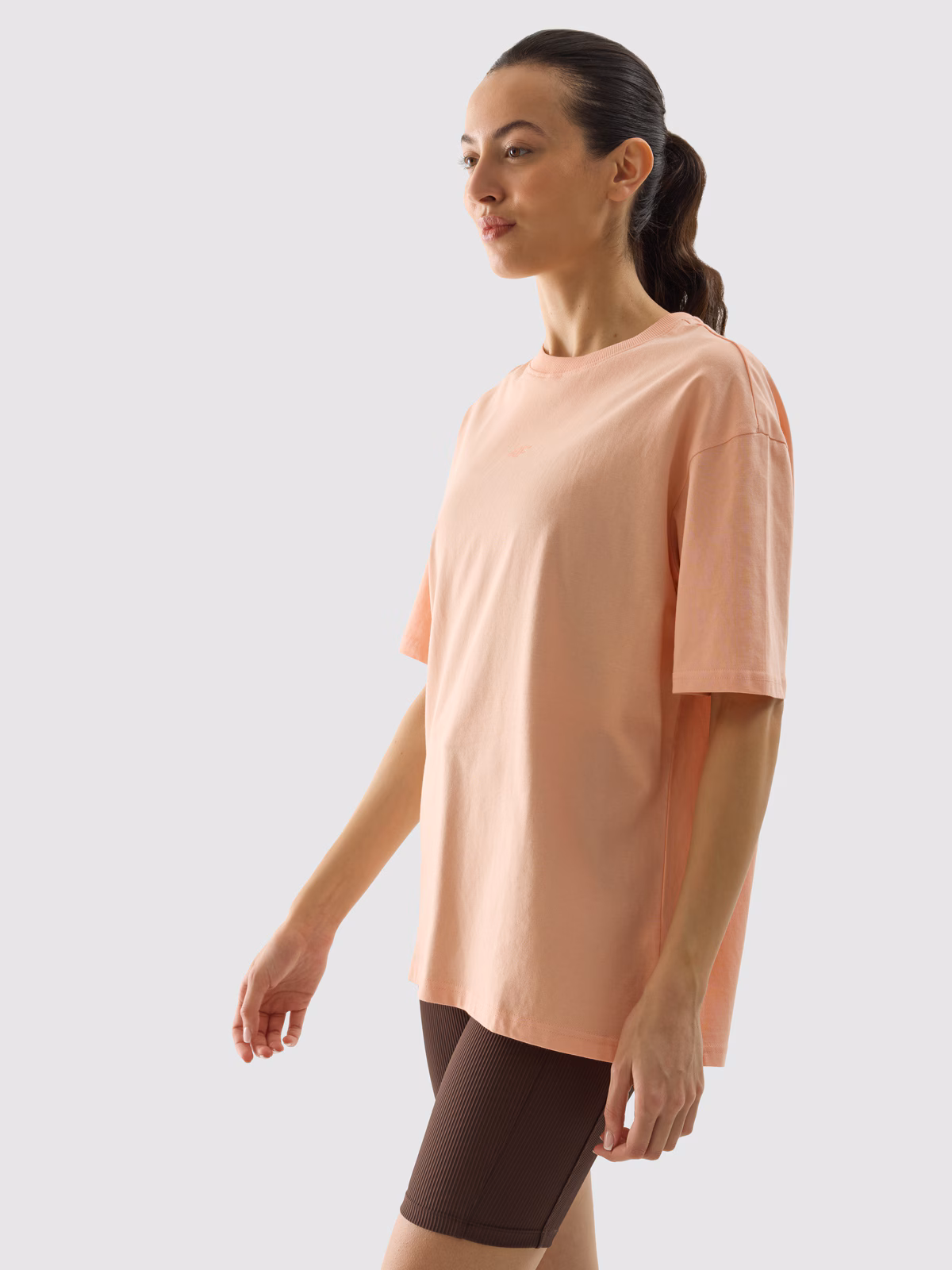 T-shirt oversize gładki damski - brązowy