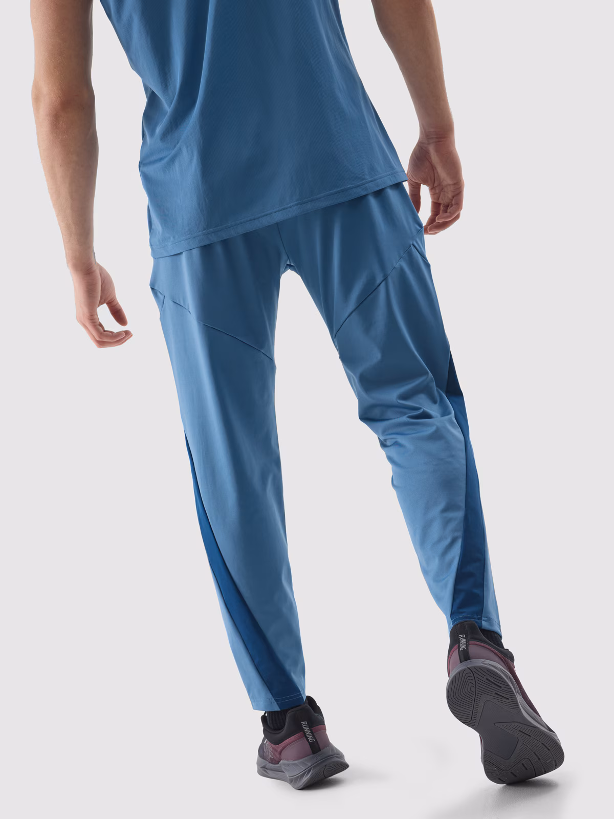 Spodnie treningowe szybkoschnące męskie - czarne