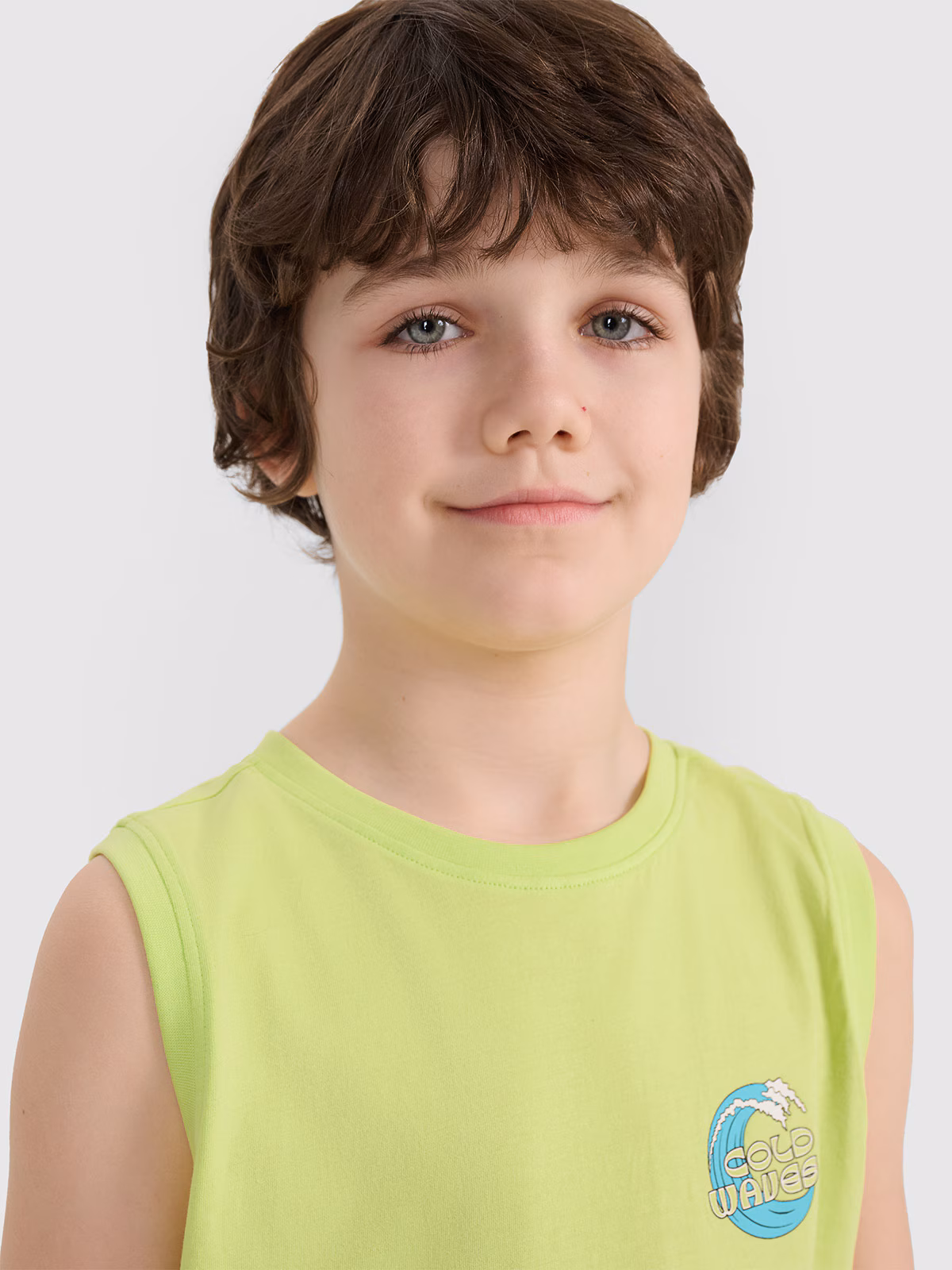 Tank top regular z nadrukiem chłopięcy - turkusowy