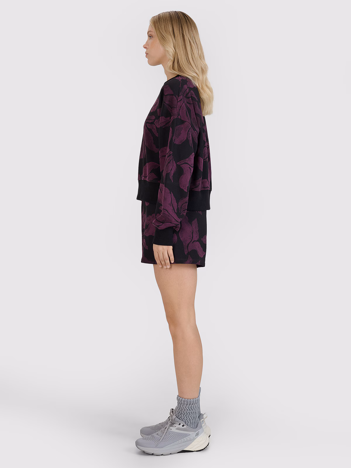 Bluza dresowa nierozpinana bez kaptura damska - multikolor