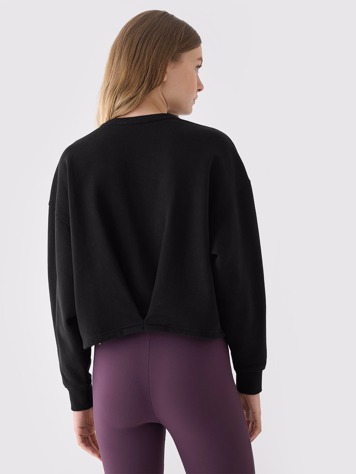 Bluza dresowa nierozpinana bez kaptura damska - różowa