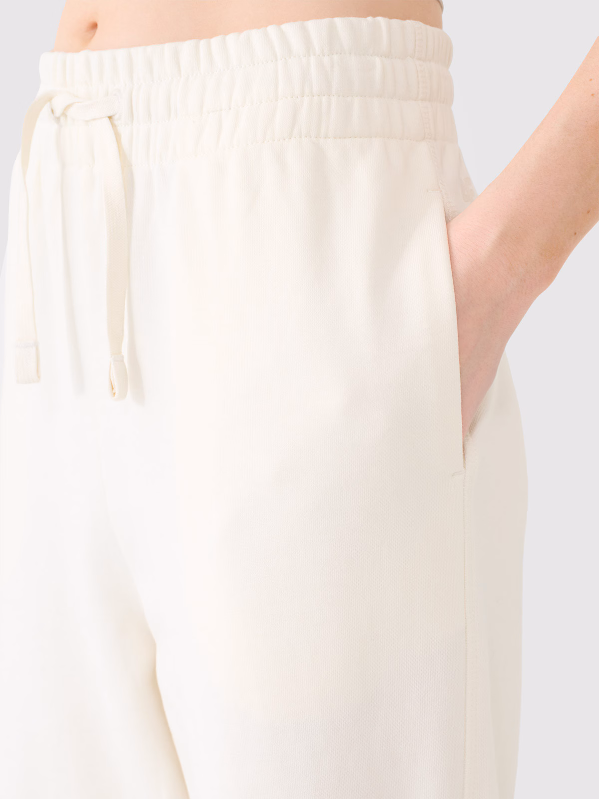 Spodnie dresowe joggery damskie - białe