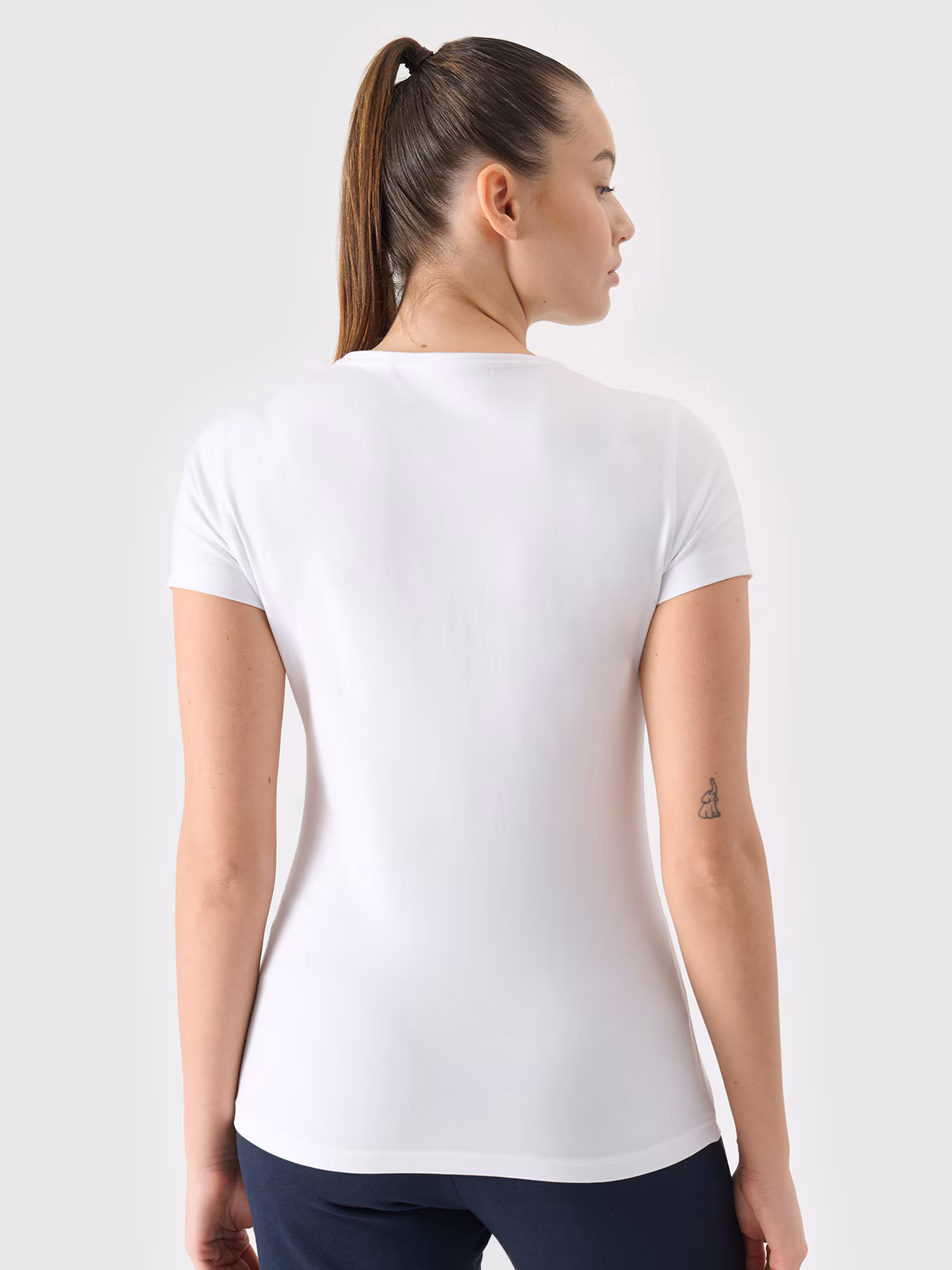 T-shirt slim z nadrukiem damski - niebieski