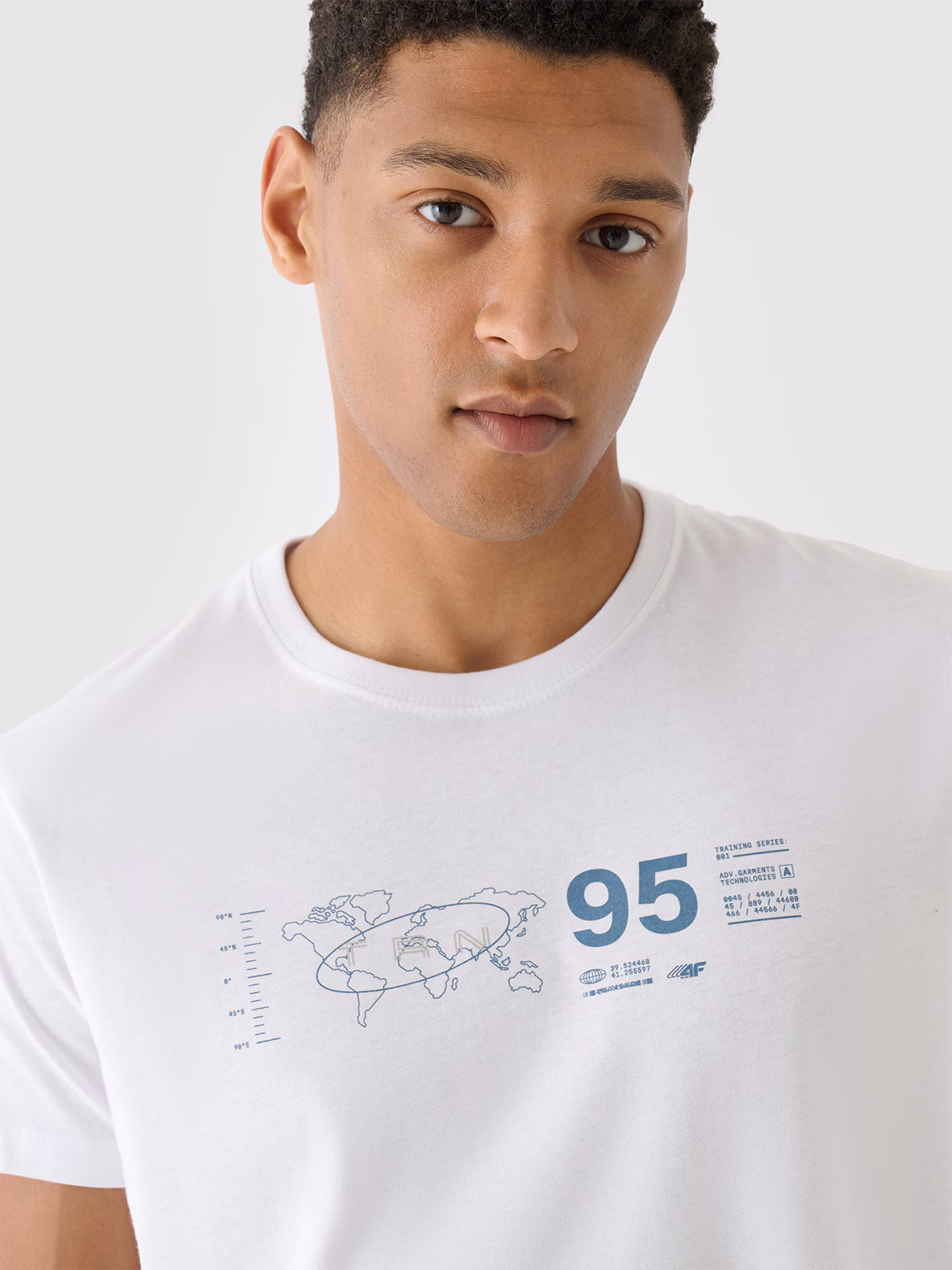 T-shirt regular z nadrukiem męski - biały