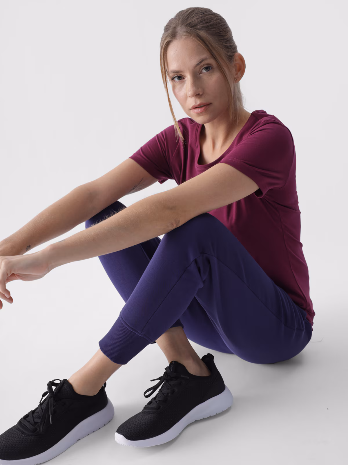 T-shirt slim gładki damski - czerwony