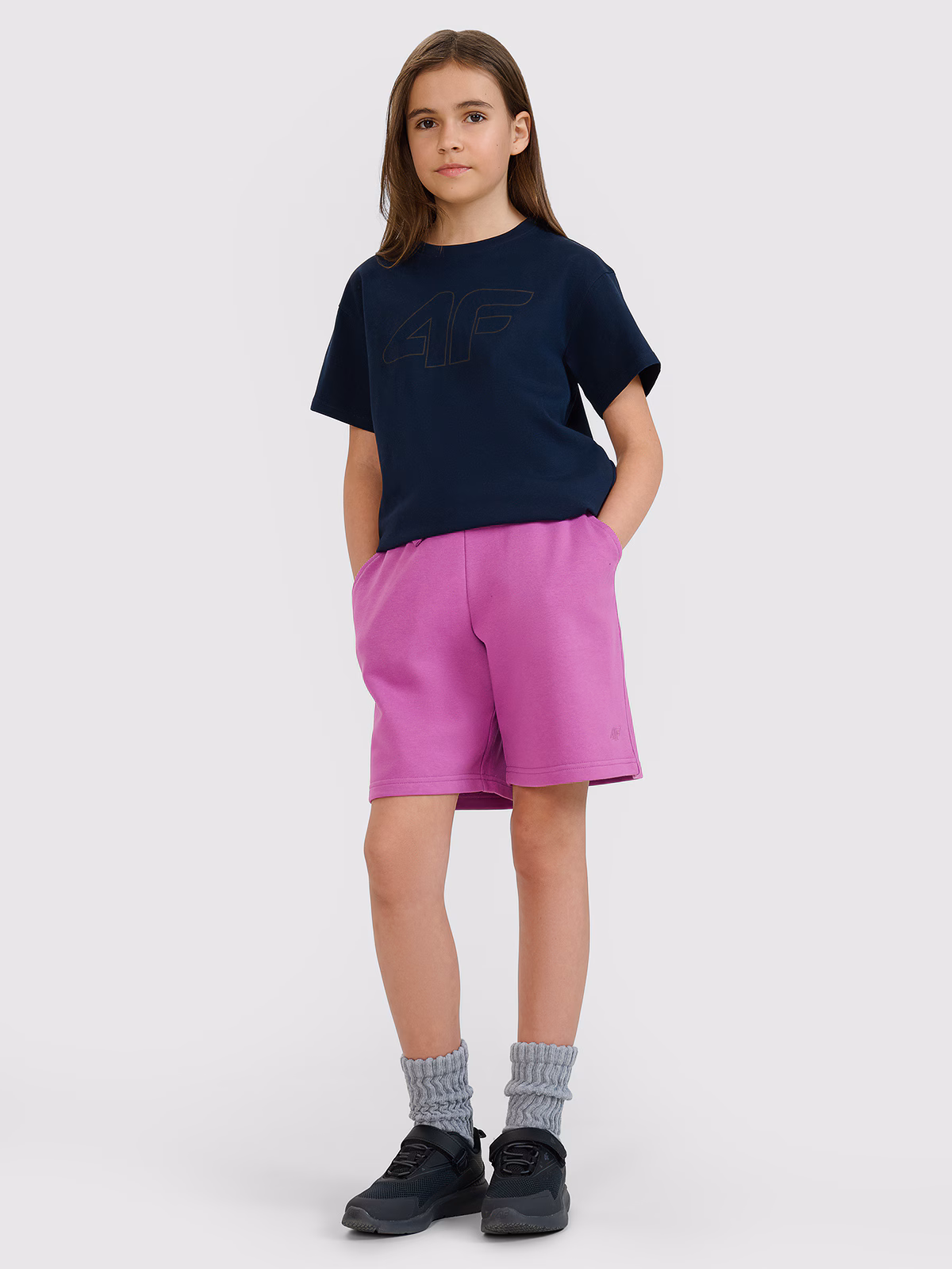 T-shirt oversize z nadrukiem dziewczęcy - szary