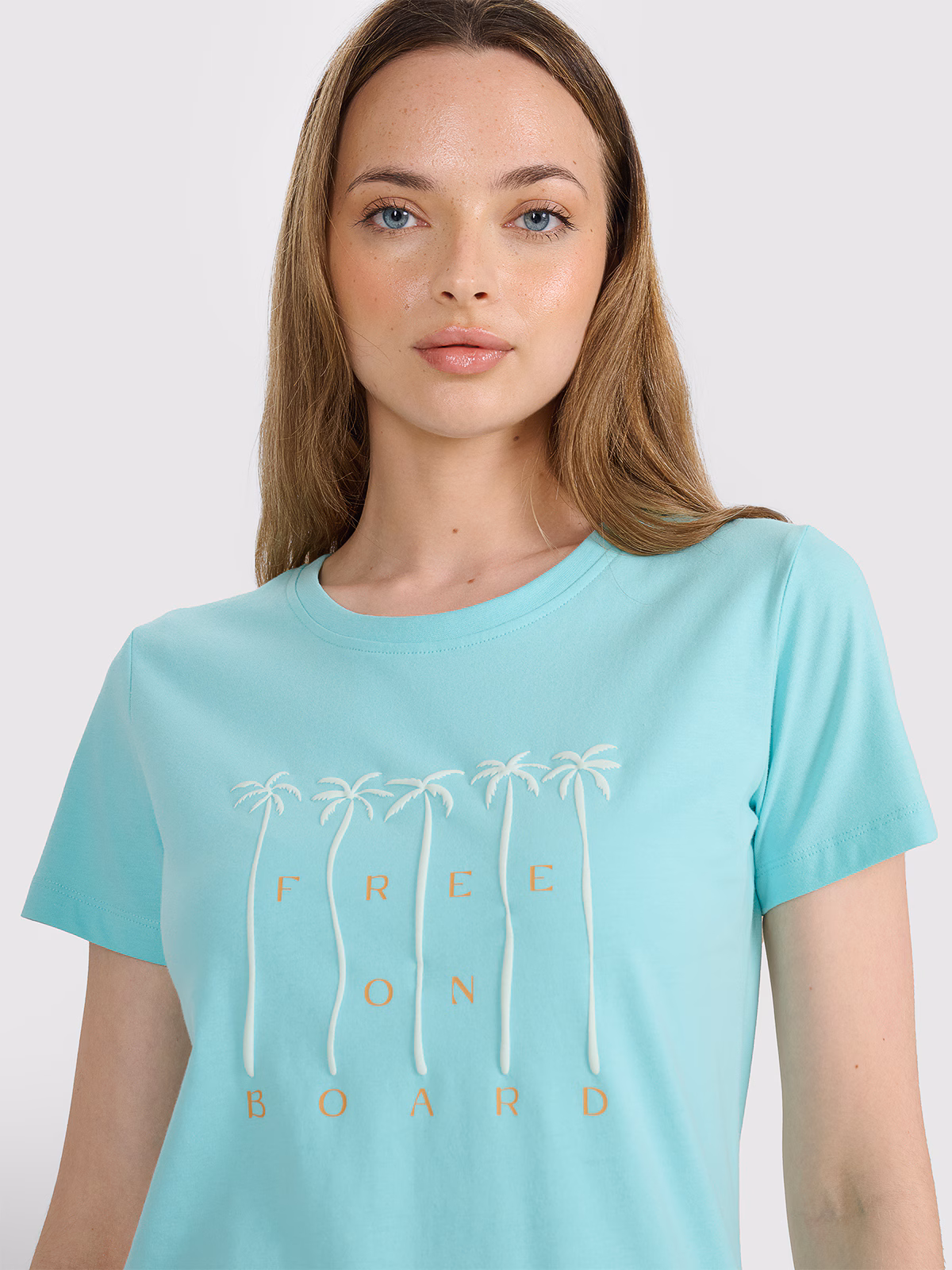 T-shirt regular z nadrukiem damski - beżowy