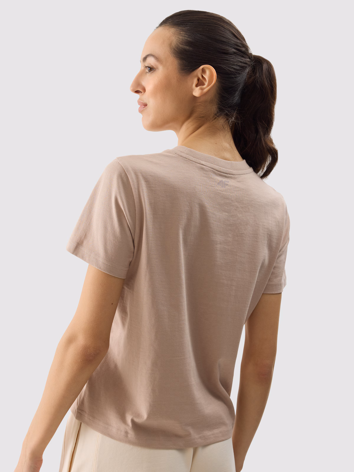 T-shirt regular z nadrukiem damski - beżowy