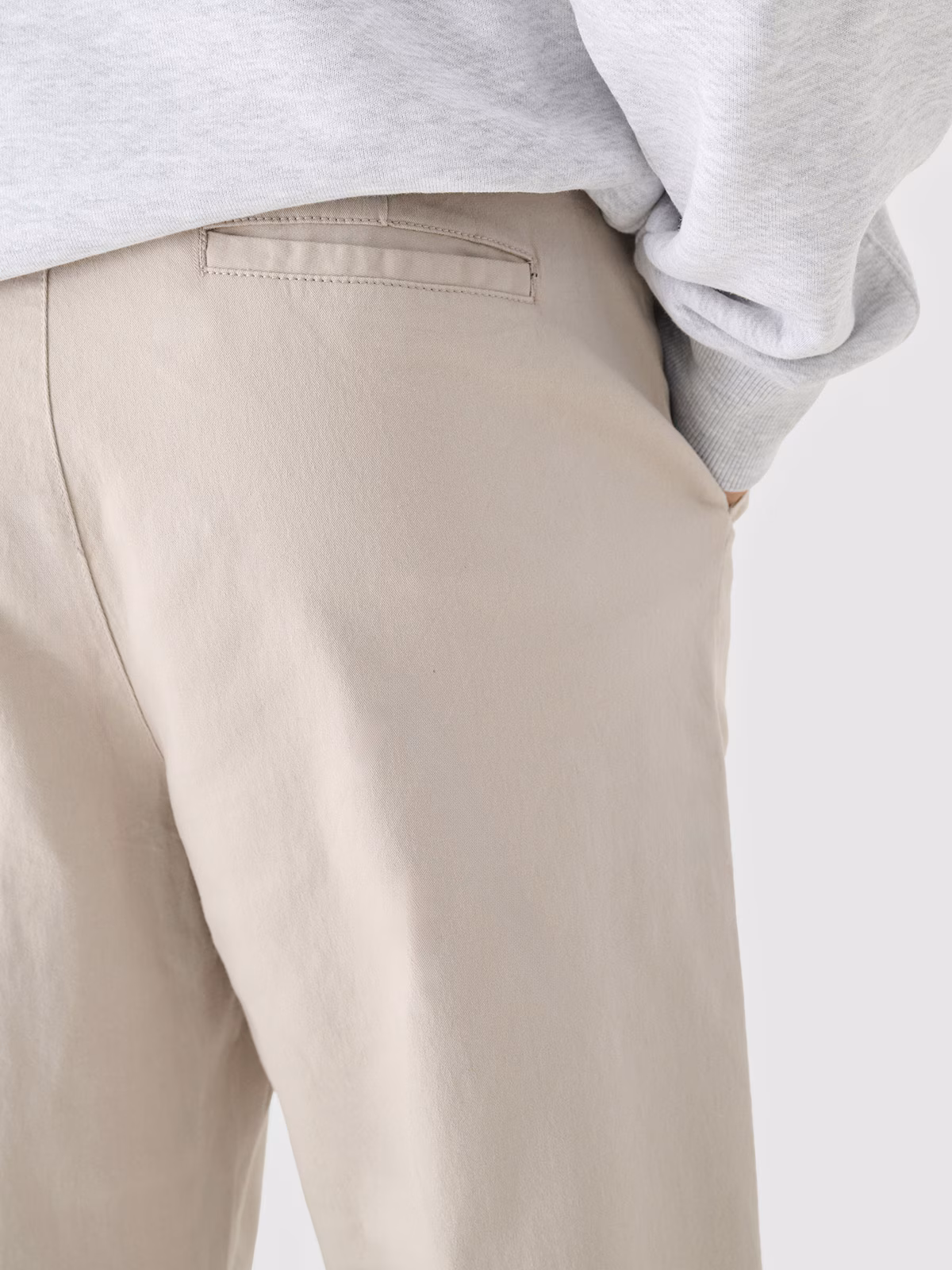 Spodnie tkaninowe męskie Outhorn - czarne