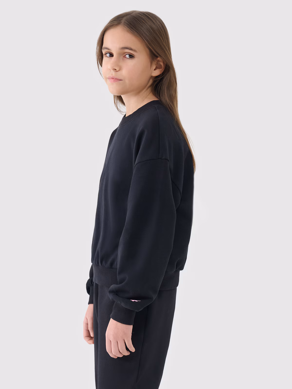 Bluza dresowa nierozpinana bez kaptura dziewczęca - beżowa