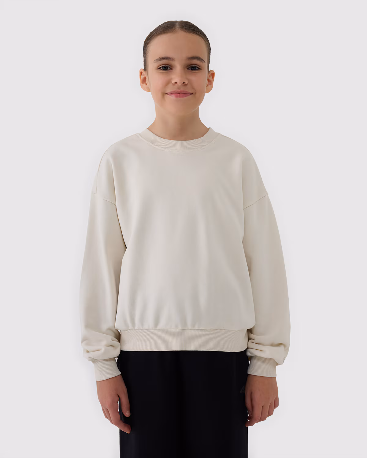 Bluza dresowa nierozpinana bez kaptura dziewczęca - beżowa