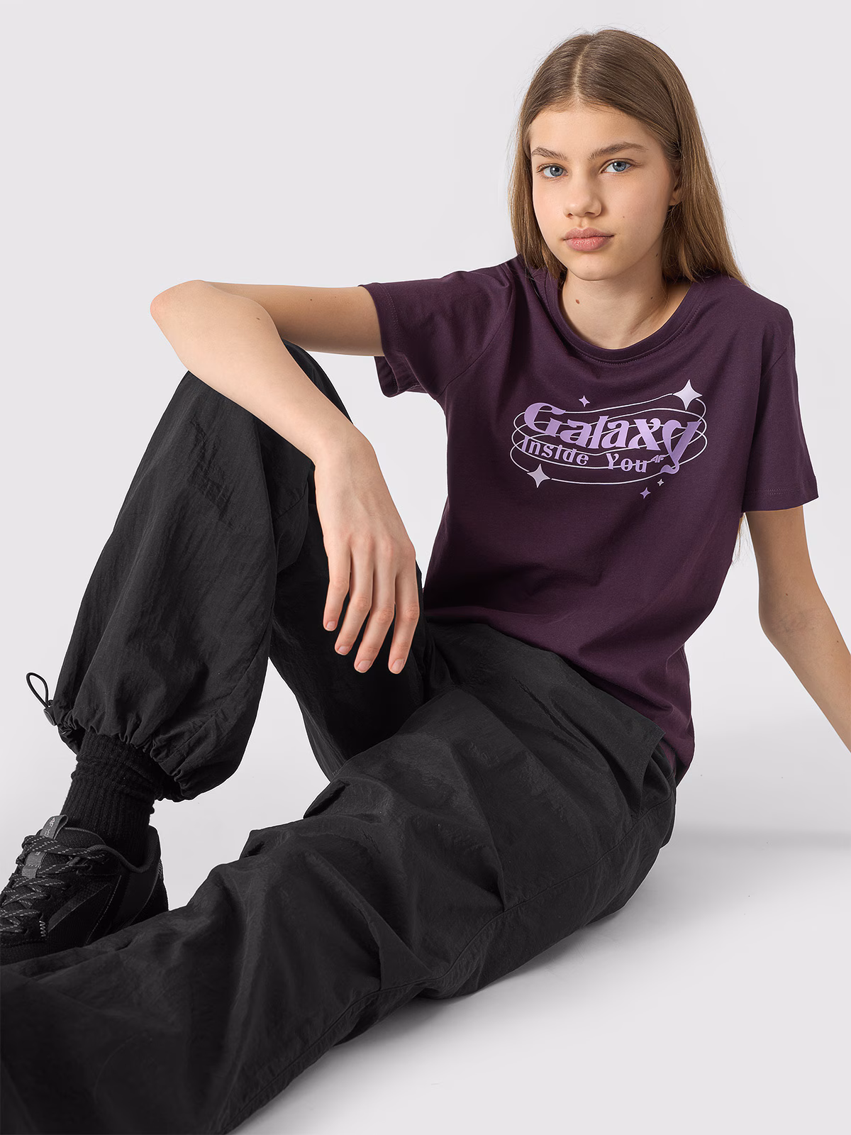 T-shirt z nadrukiem dziewczęcy - ciemny fiolet