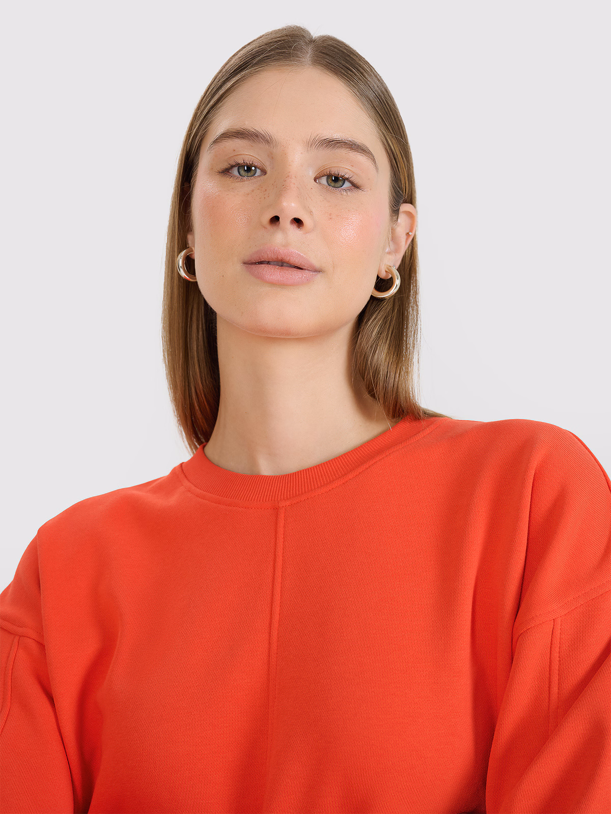 Bluza dresowa oversize nierozpinana bez kaptura damska - biała