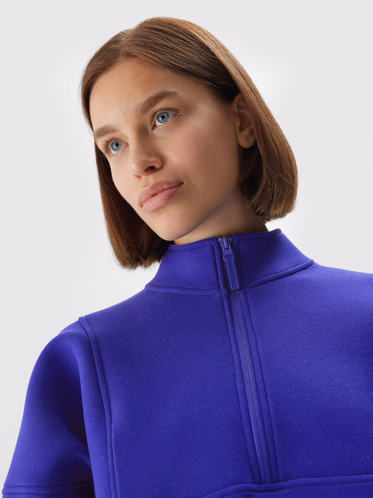 Bluza dresowa nierozpinana bez kaptura damska