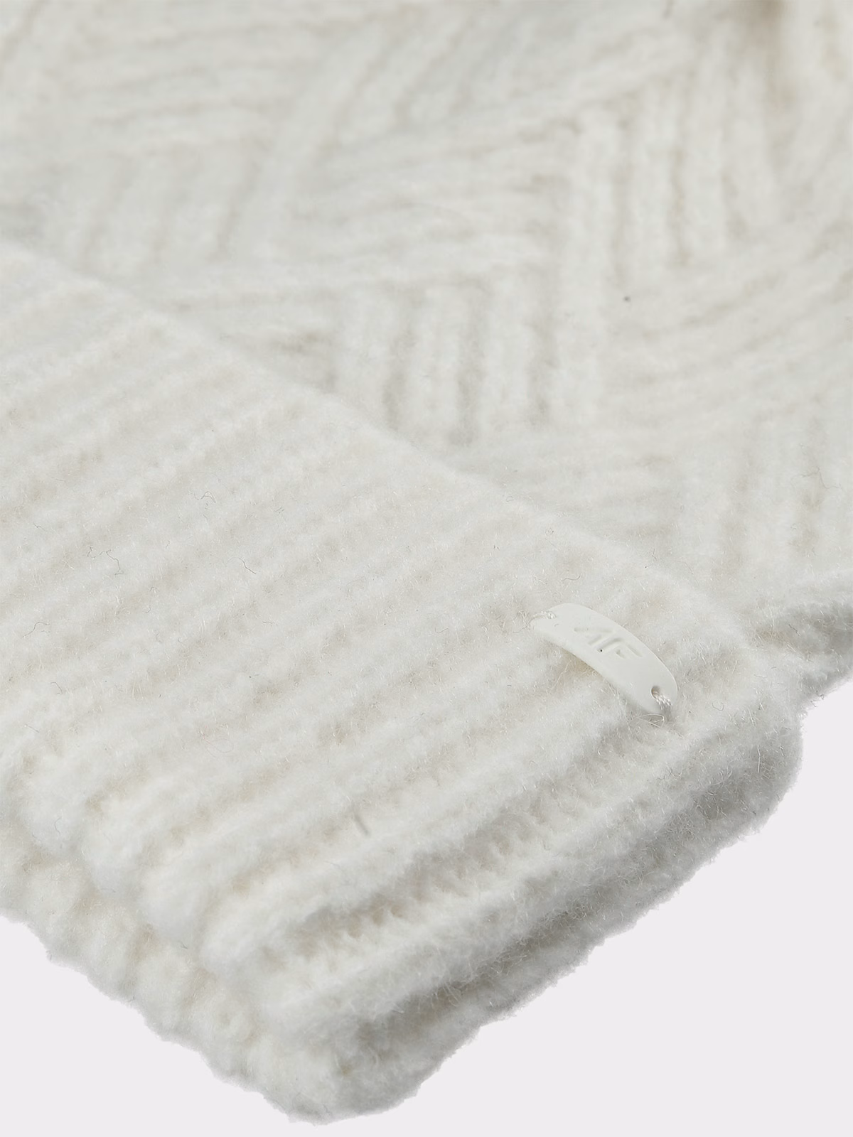 Czapka zimowa z pomponem dziewczęca - różowa