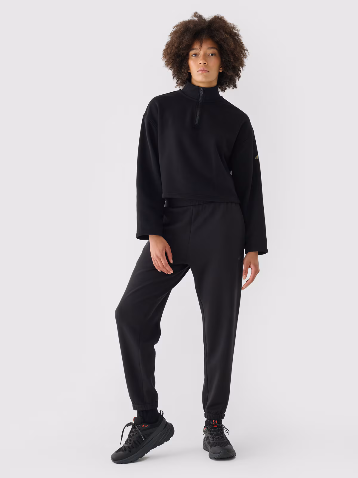 Bluza dresowa cropped nierozpinana bez kaptura damska - fioletowa