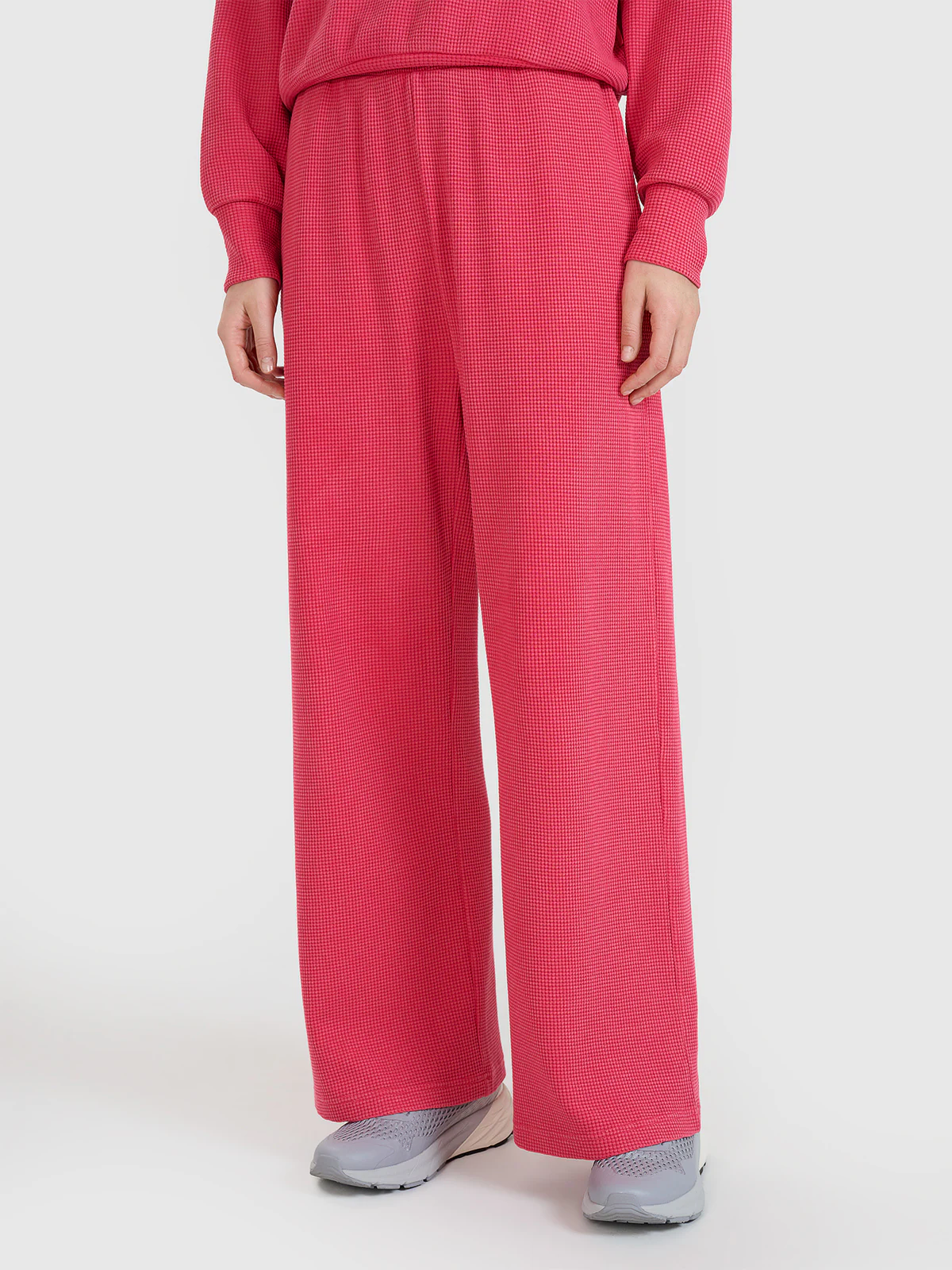 Spodnie oversize z szerokimi nogawkami damskie - różowe