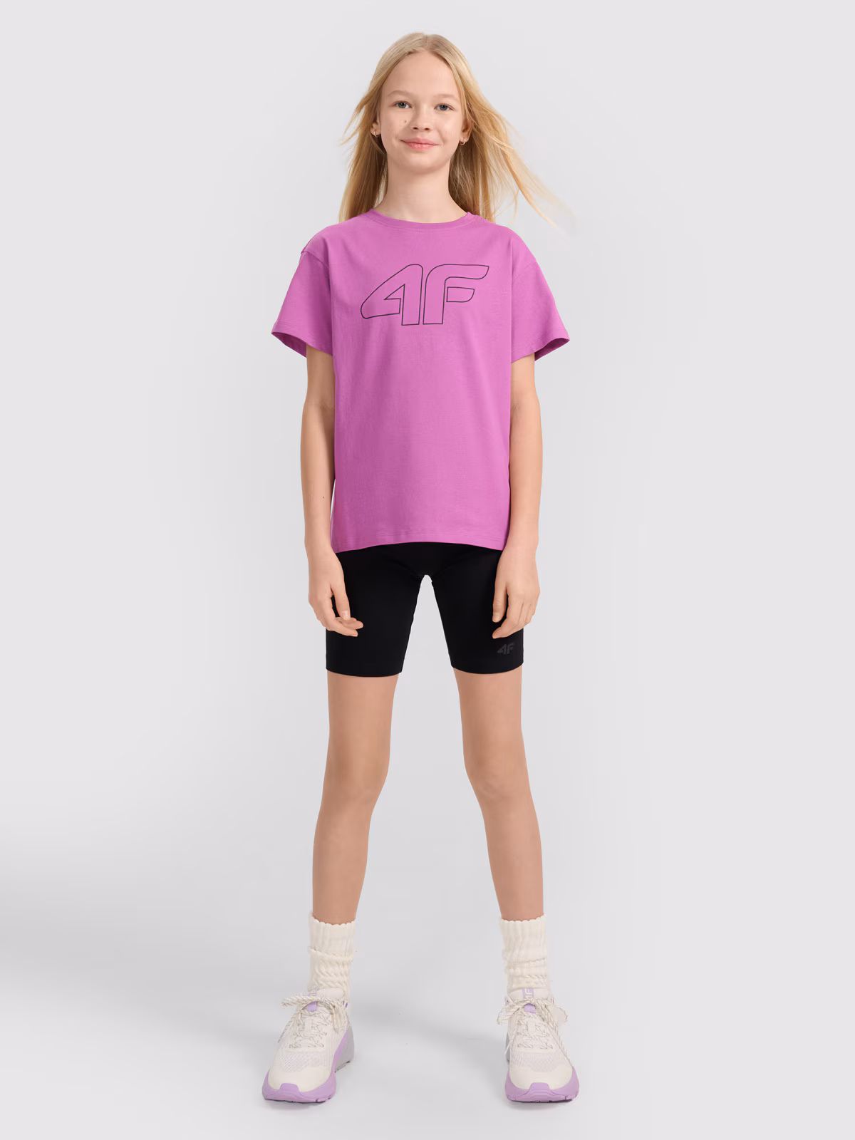 T-shirt oversize z nadrukiem dziewczęcy - fioletowy