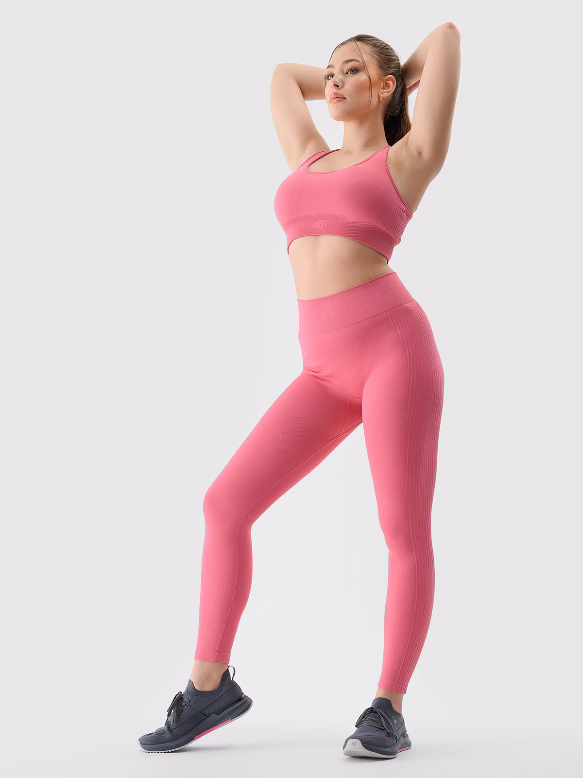 Legginsy treningowe bezszwowe damskie - różowe