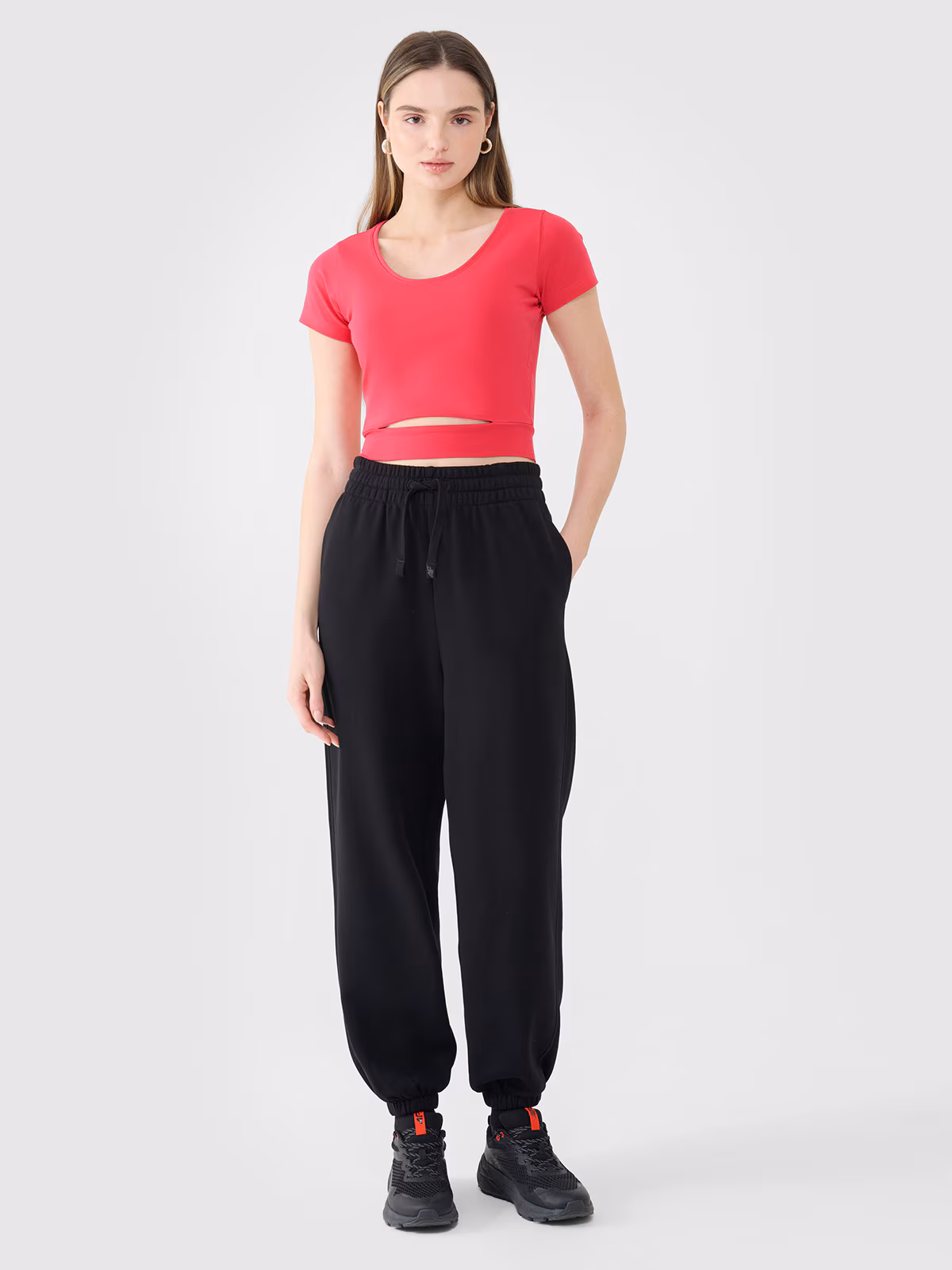 Spodnie dresowe joggery damskie - białe