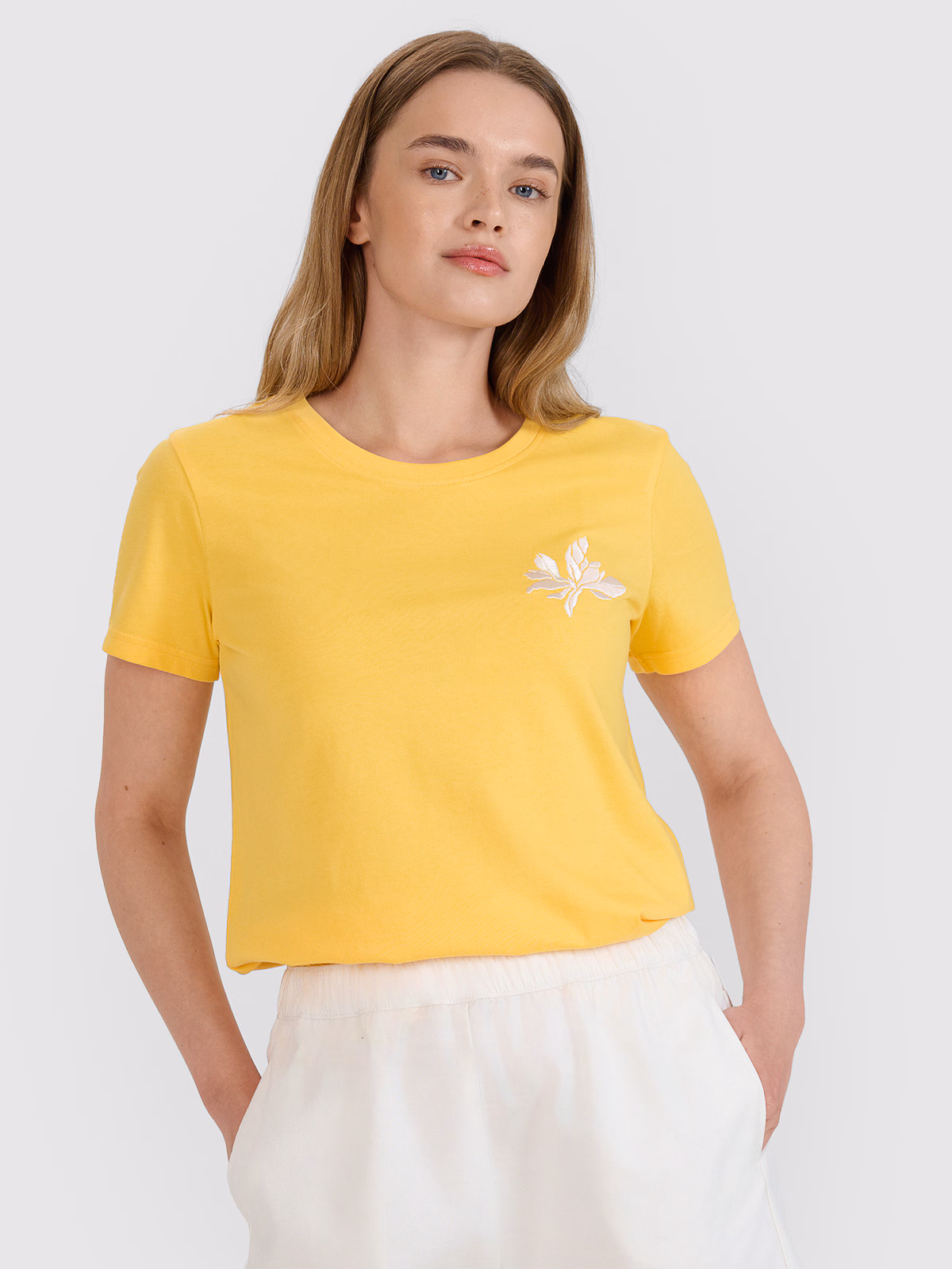 T-shirt regular z nadrukiem damski - czarny