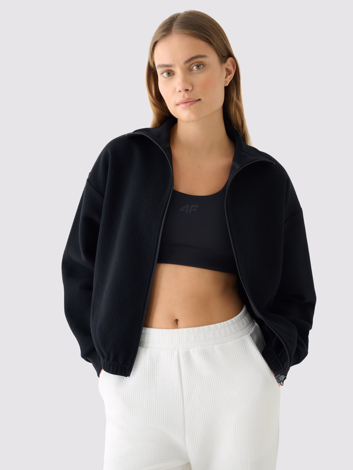 Bluza crop top rozpinana bez kaptura damska - zielona