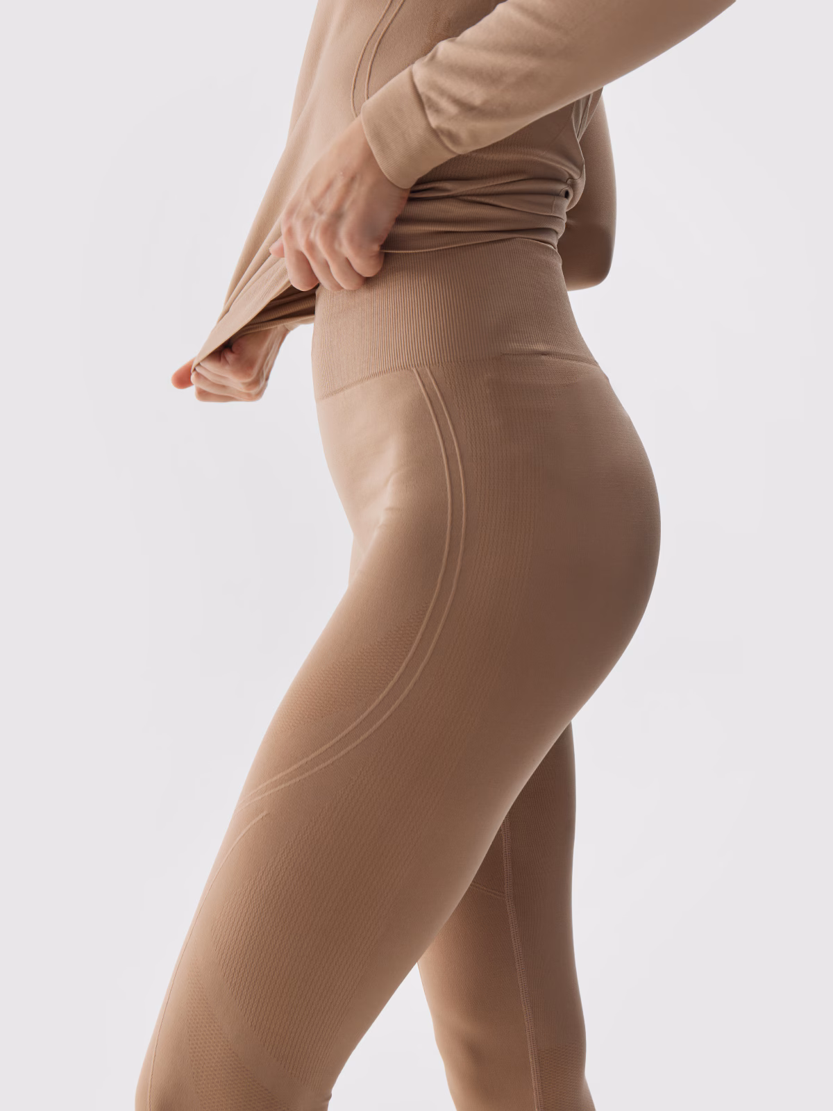 Bielizna termoaktywna bezszwowa (dół) damska - brązowa