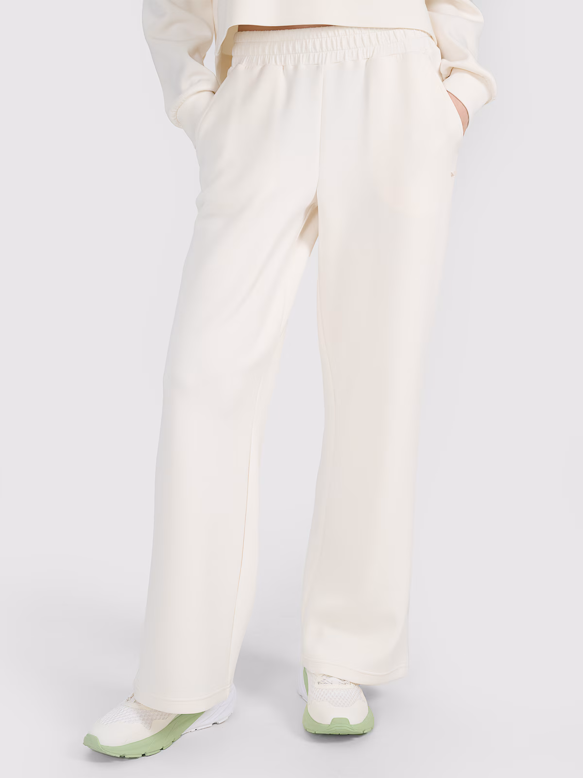 Spodnie dresowe z modalem z szerokimi nogawkami damskie - białe