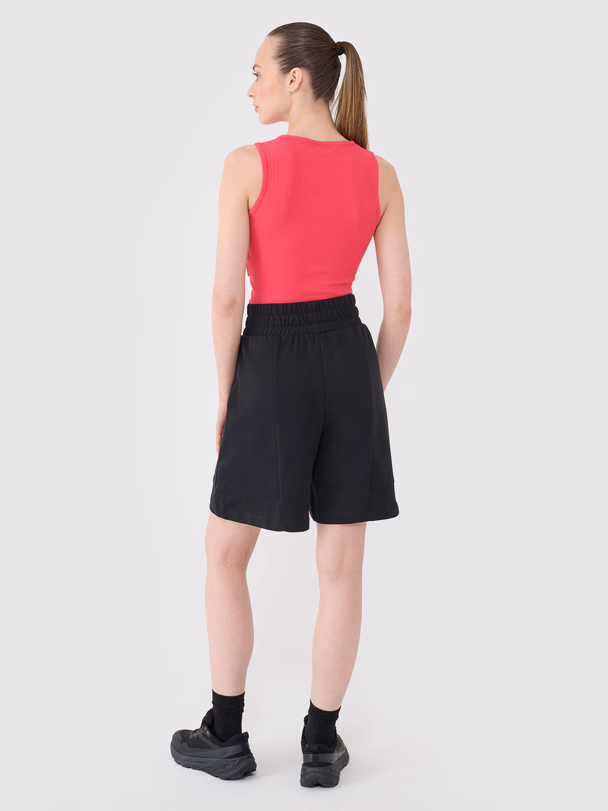 Spodenki dresowe damskie - czarne