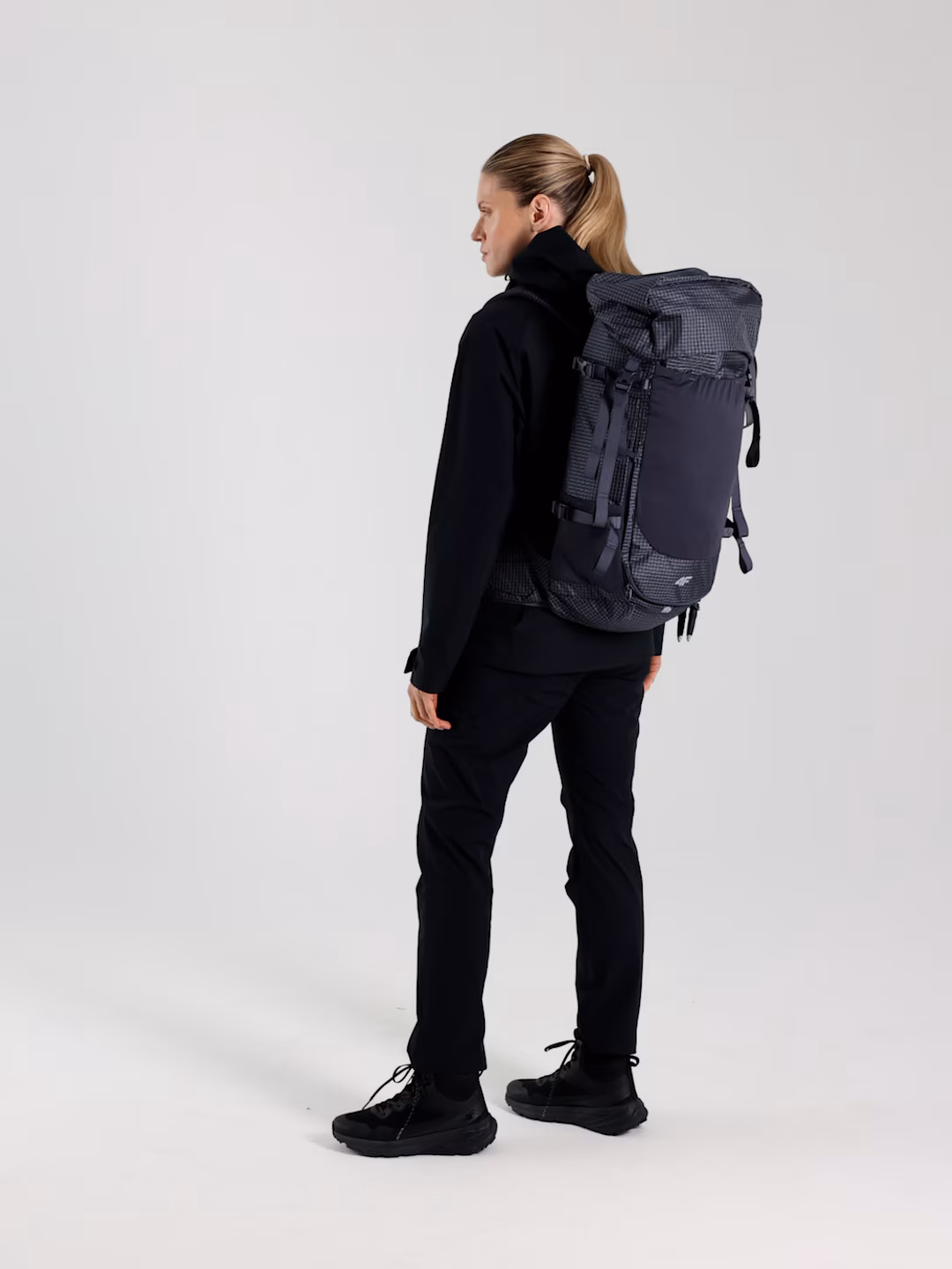 Plecak trekkingowy (30 L) - granatowy