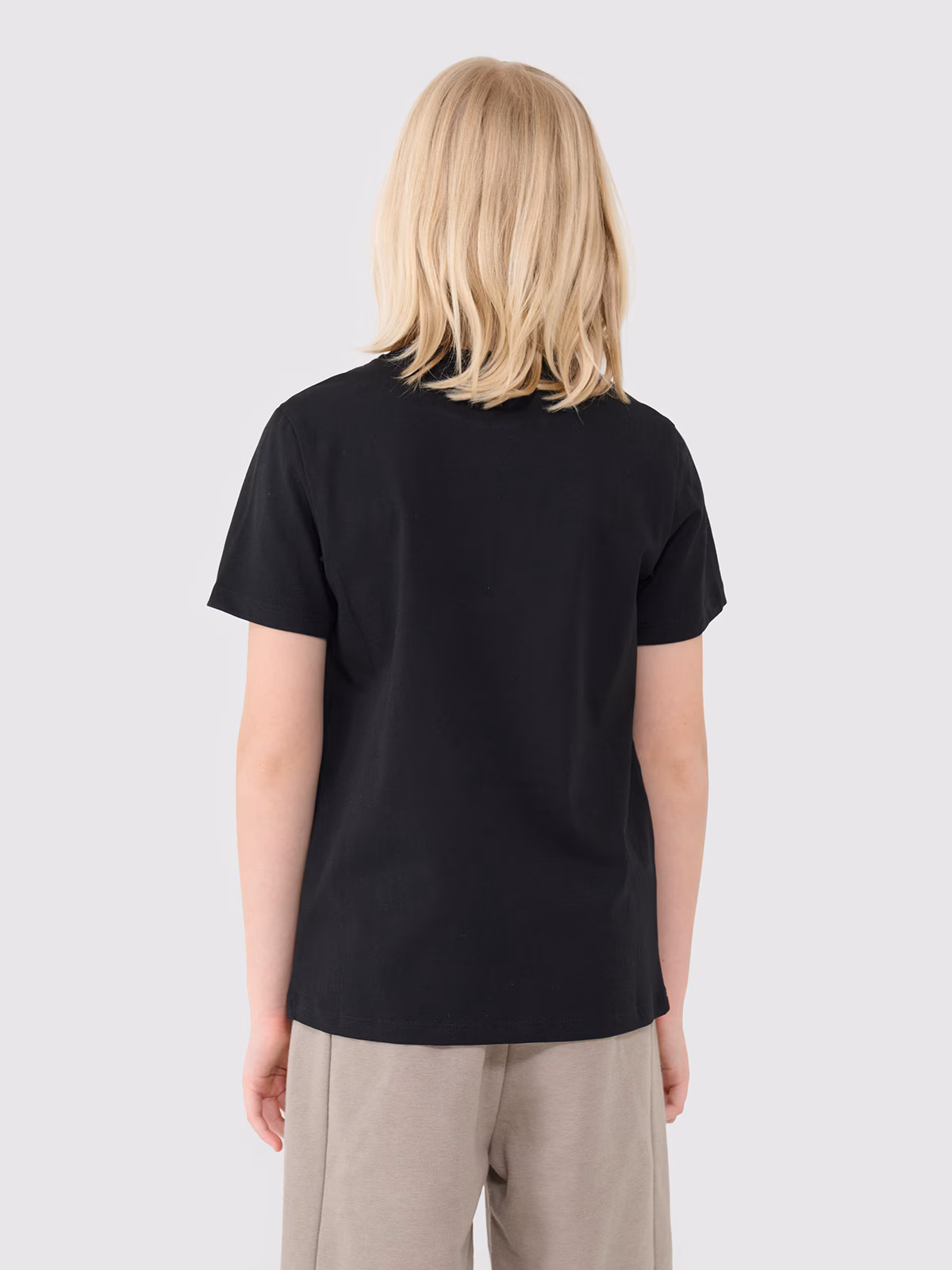 T-shirt regular z nadrukiem chłopięcy - czarny