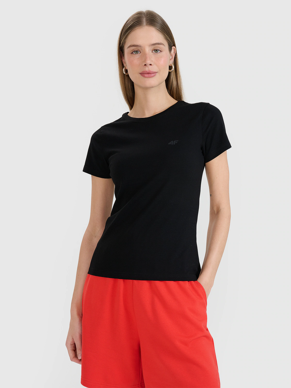 T-shirt slim gładki damski - czarny